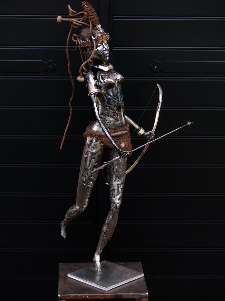 amazone-sculpture-metal-phil2fer-artiste-blois-france